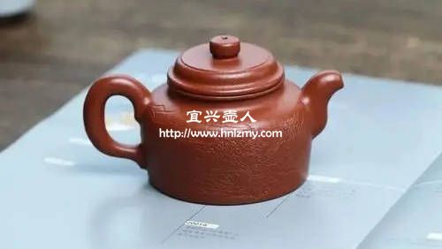 紫砂壺表面上為什么會出現(xiàn)白點