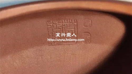 通過看內壁章來鑒別紫砂壺的方法