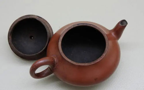 紫砂壺時間長了發(fā)黑有茶垢怎么清理2